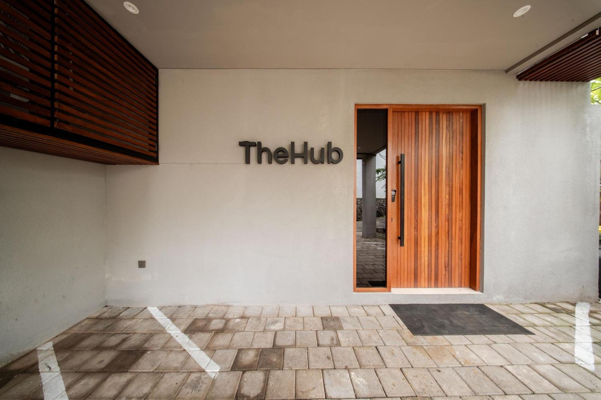 تْشانغو Thehub Pererenan Coworking, Pool And Rooftop المظهر الخارجي الصورة